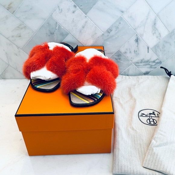 AUTHENTIC LIMITED EDITION HERMES ORAN FUR SLIDES - Picture 11 of 11